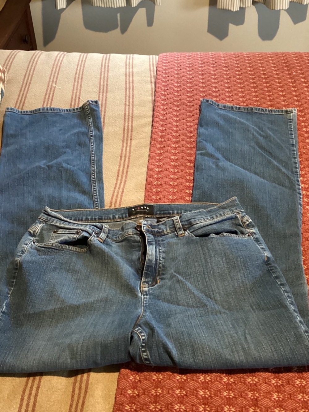 Liz Claiborne Straight-Leg Blue Denim Jeans